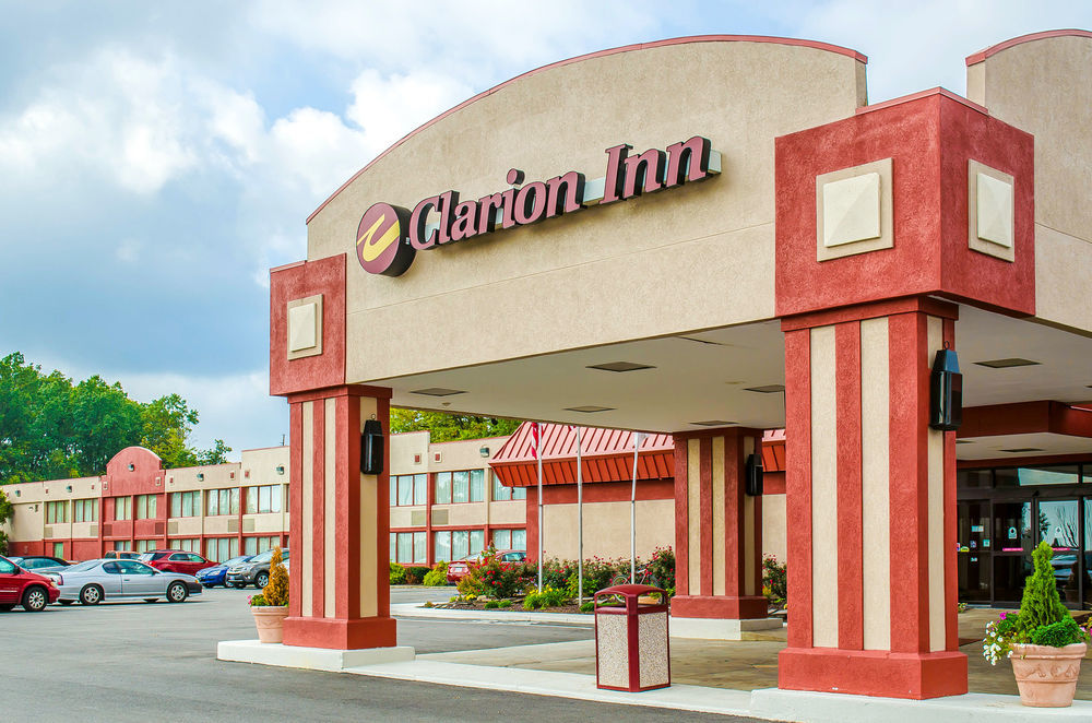 Norwood Inn Hudson Exterior foto